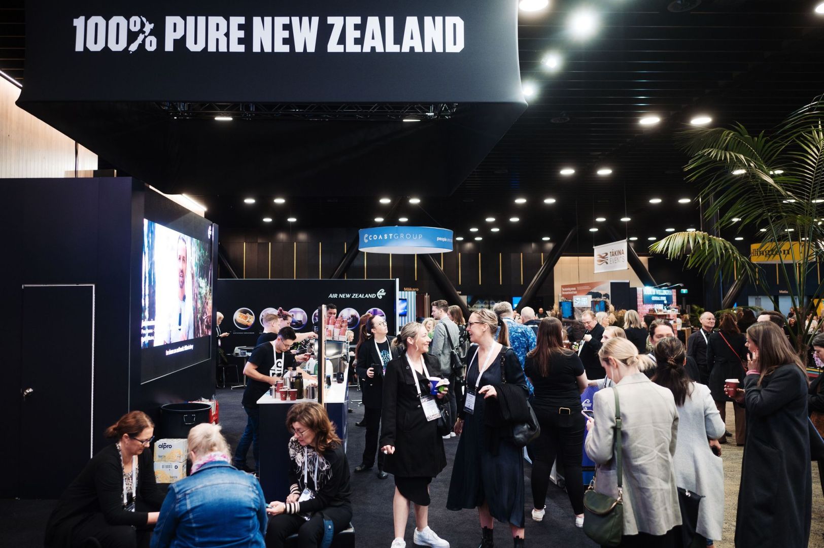 MEETINGS 2023 Showfloor