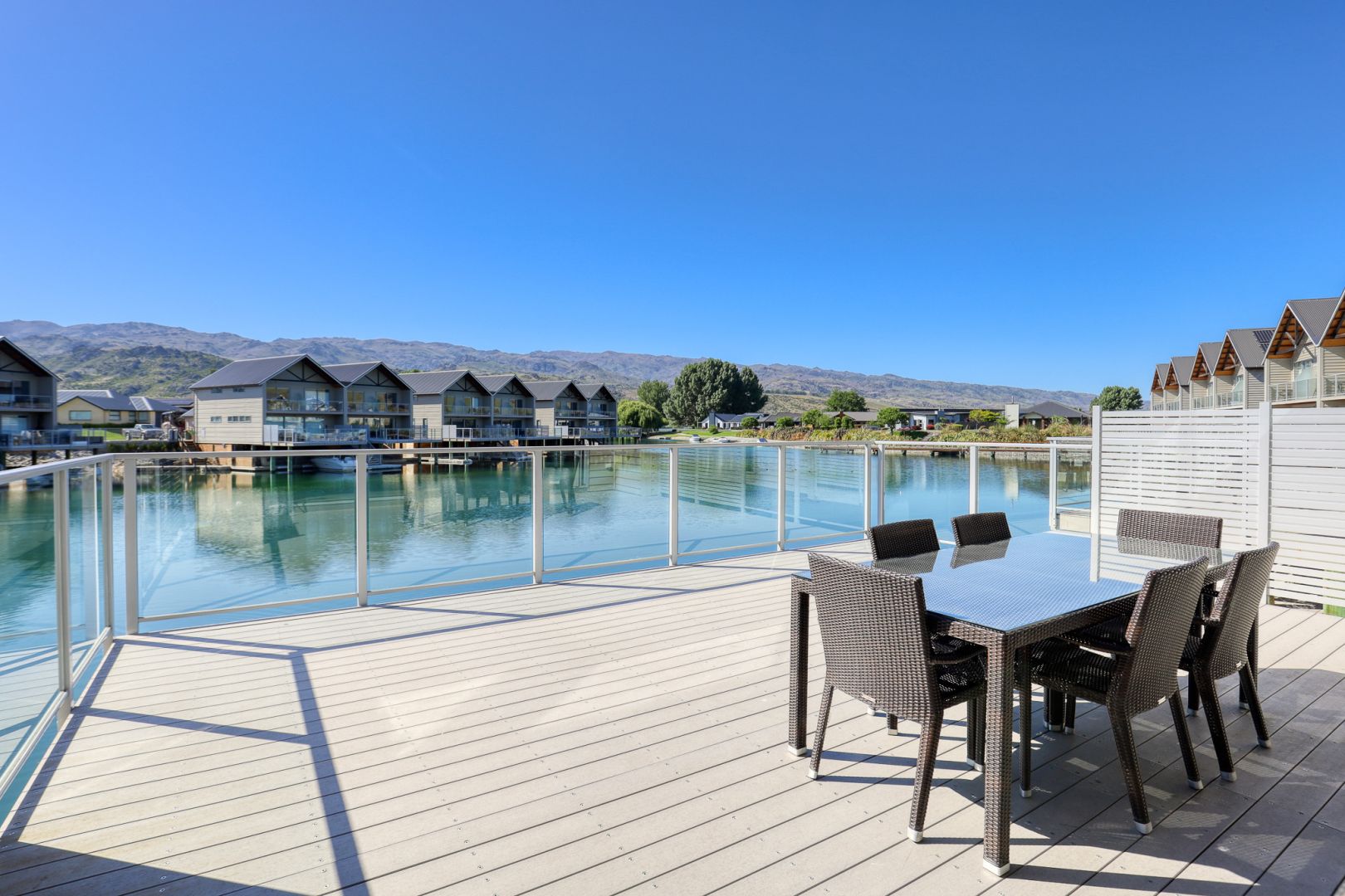Marsden Lake Resort Family Villa