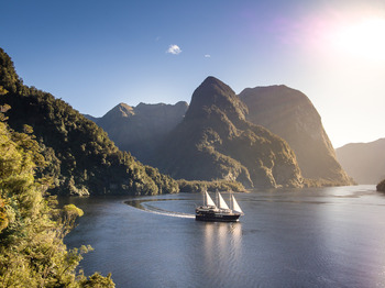 Fiordland Overnight Experiences
